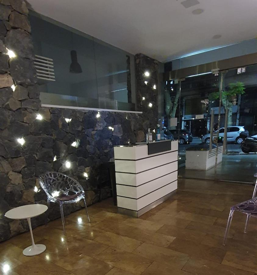 Monoambiente Super Amplio Y Comodo, Ideal Para Explorar La Ciudad ブエノスアイレス エクステリア 写真