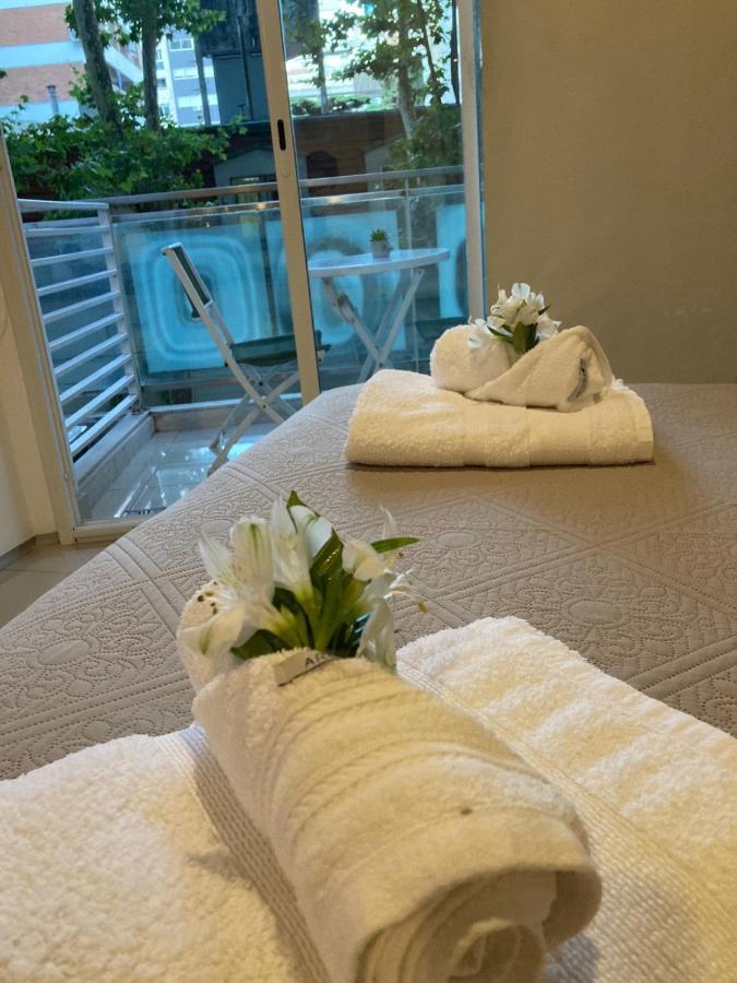 Monoambiente Super Amplio Y Comodo, Ideal Para Explorar La Ciudad ブエノスアイレス エクステリア 写真