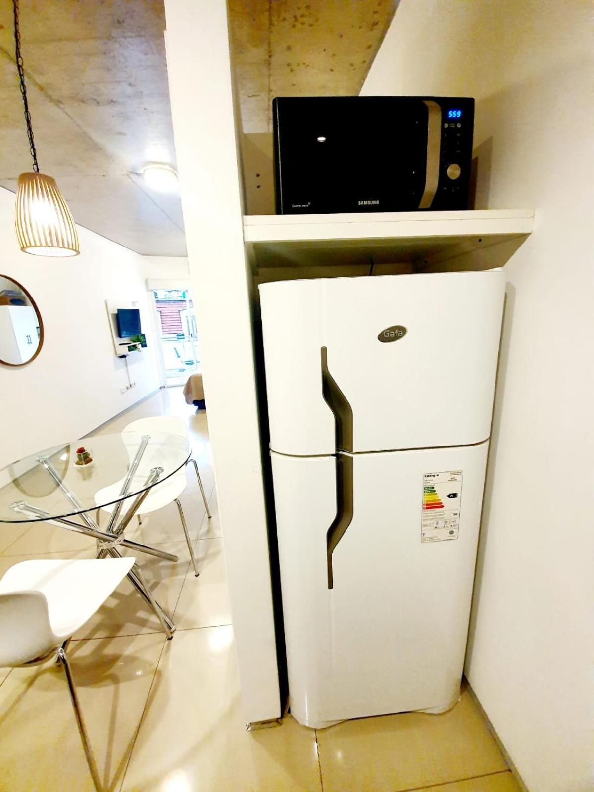 Monoambiente Super Amplio Y Comodo, Ideal Para Explorar La Ciudad ブエノスアイレス エクステリア 写真